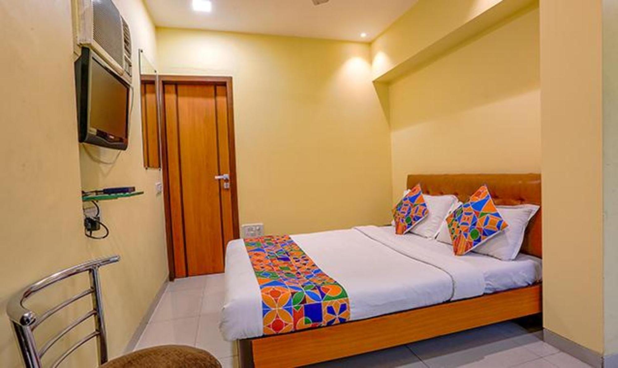 Отель Fabexpress Jayshree - Nr Mumbai International Airport Экстерьер фото