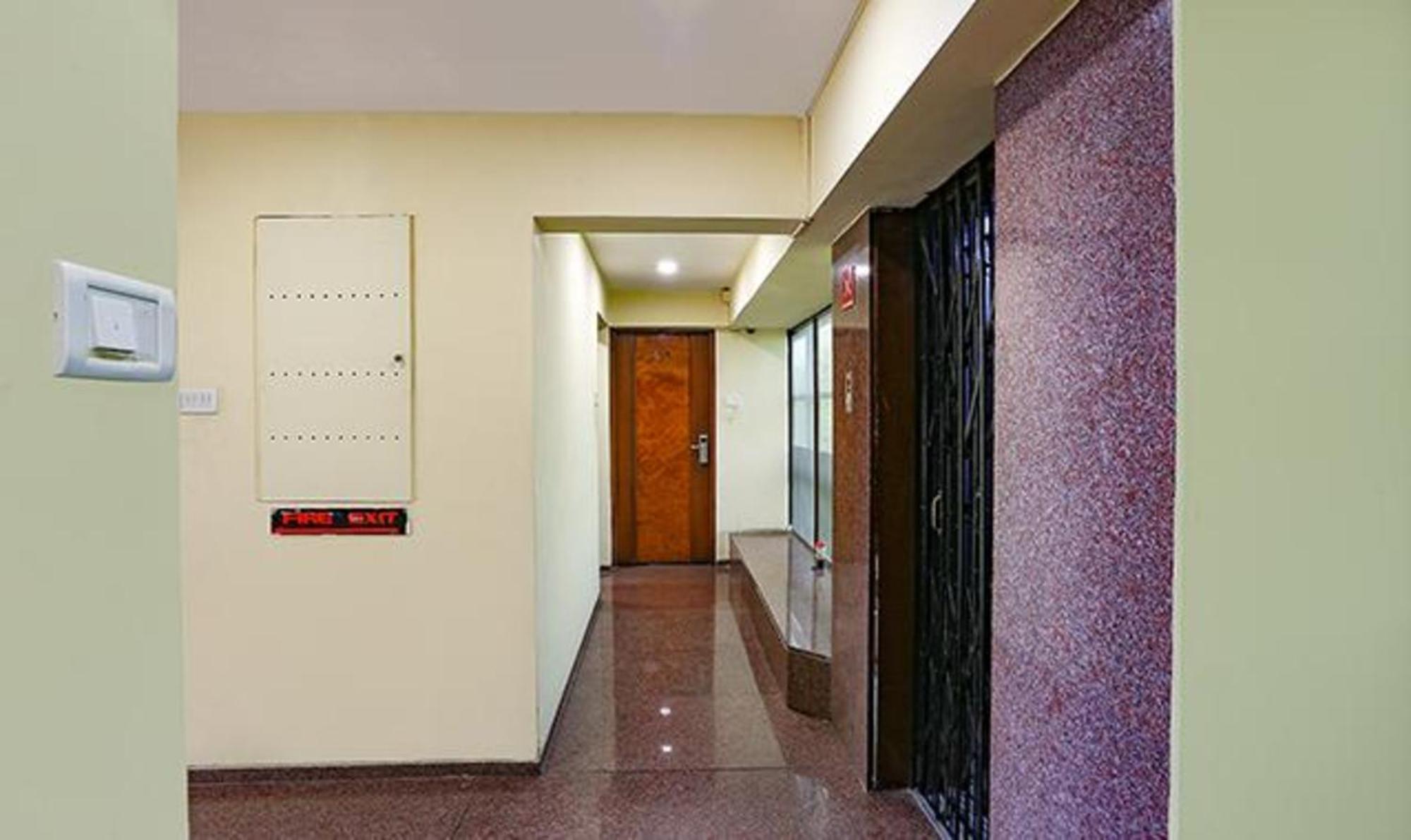 Отель Fabexpress Jayshree - Nr Mumbai International Airport Экстерьер фото