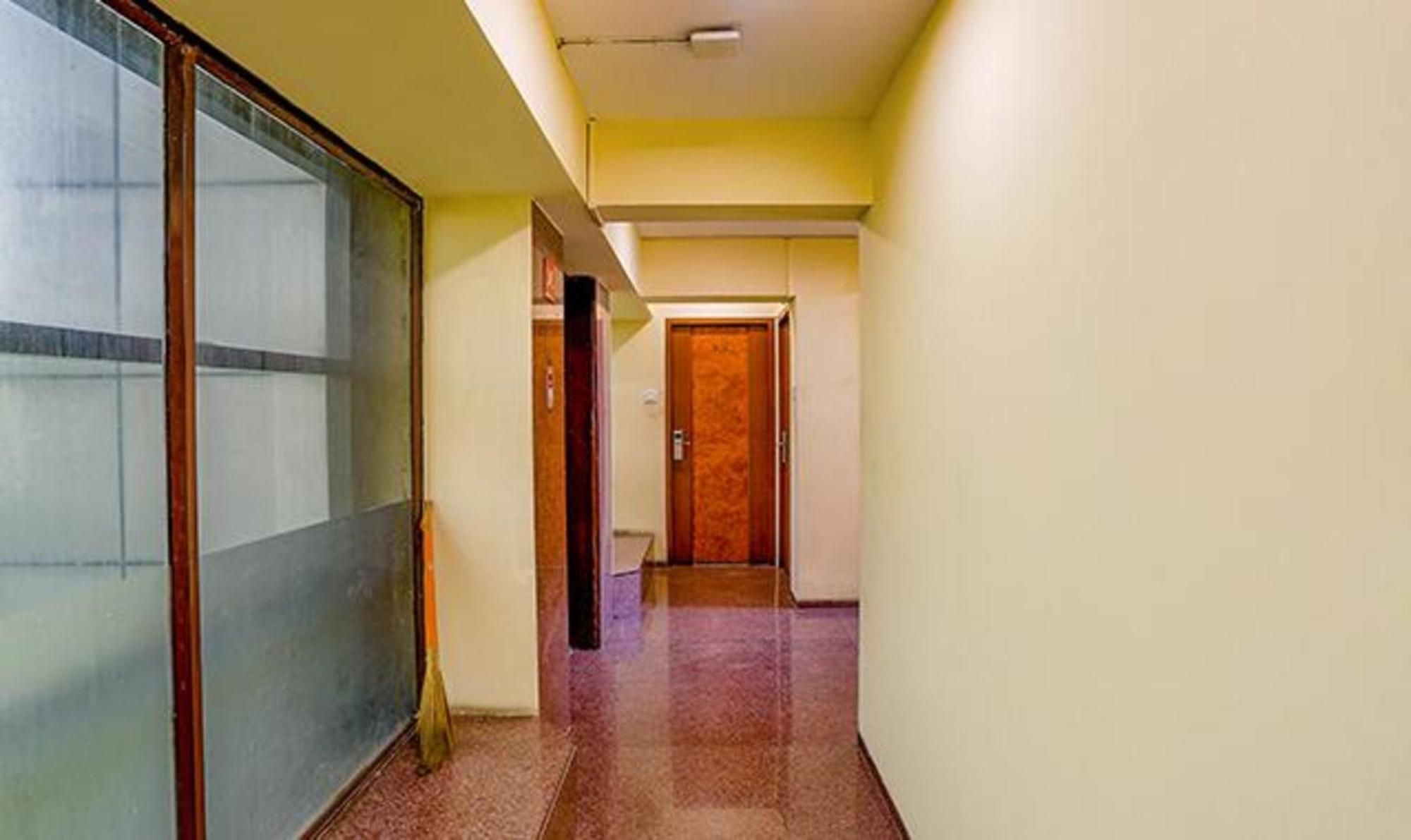 Отель Fabexpress Jayshree - Nr Mumbai International Airport Экстерьер фото