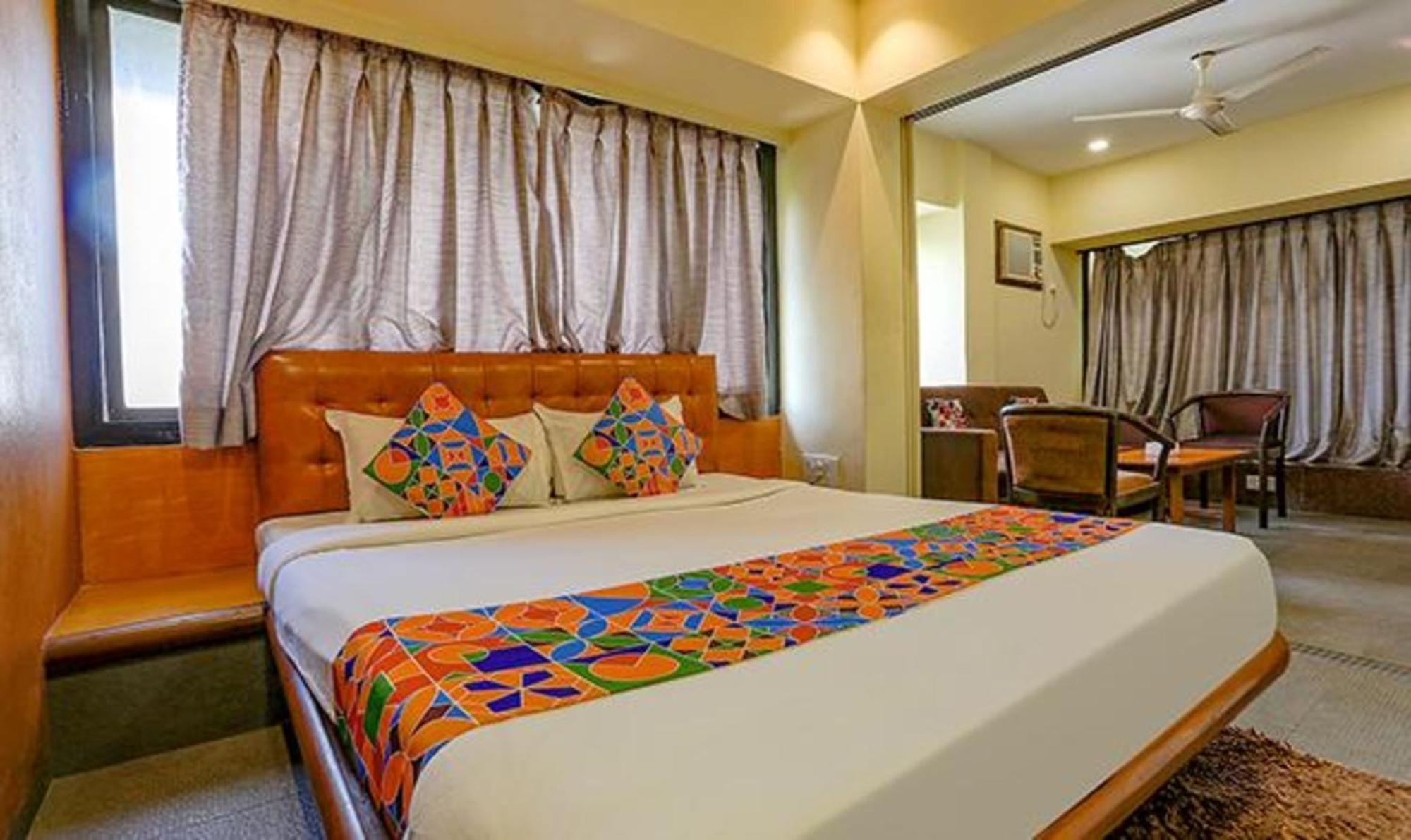 Отель Fabexpress Jayshree - Nr Mumbai International Airport Экстерьер фото