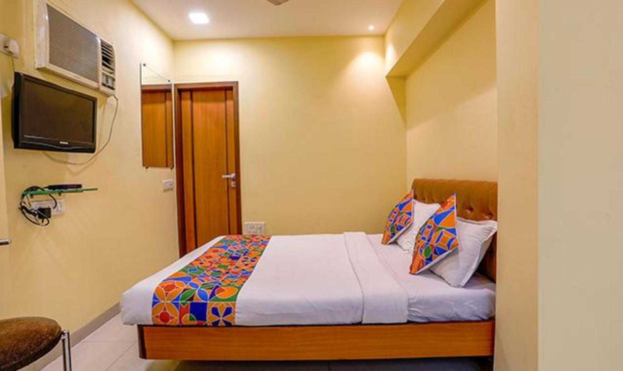 Отель Fabexpress Jayshree - Nr Mumbai International Airport Экстерьер фото